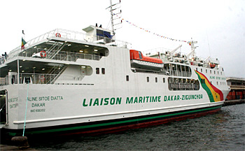 Le ferry Aline Sitoe Diatta Dakar Ziguinchor