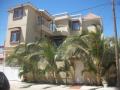 Vend villa r+2 de 350m2 a cité africa mermoz